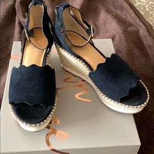 Crown Vintage Daffodil black suede wedge size 6